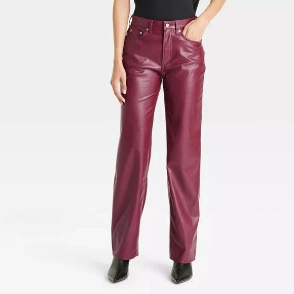 Universal Thread Women's Mid Rise Faux Leather Baggy Jeans Red Size 12R - Picture 1 of 6